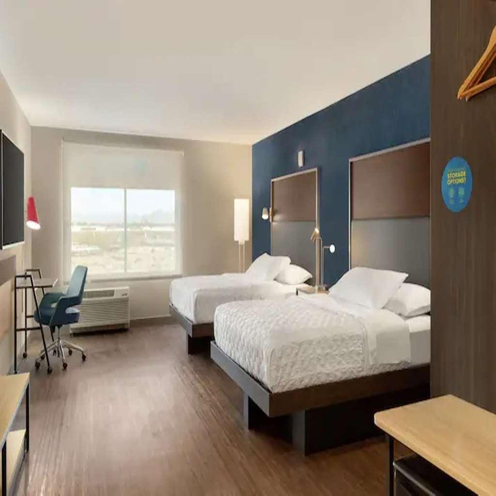 Tru By Hilton Scottsdale Salt River Room photo